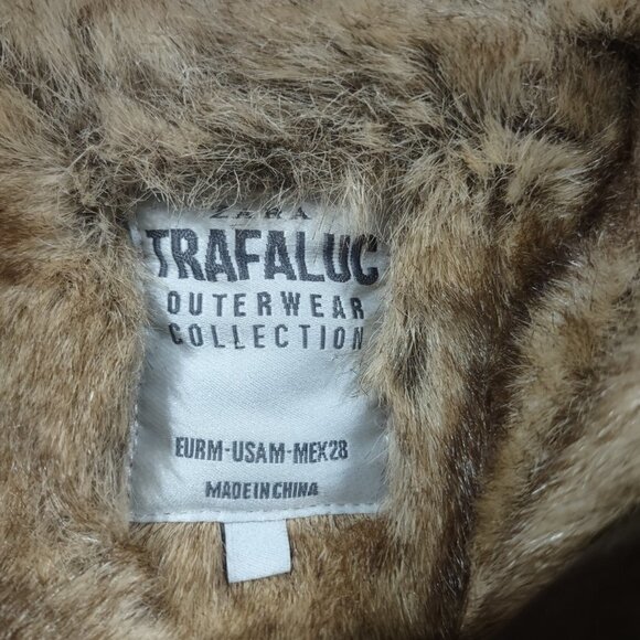 Zara Trafaluc Brown Winter Coat w/hood Size Medium Faux Fur lined - Picture 3 of 10